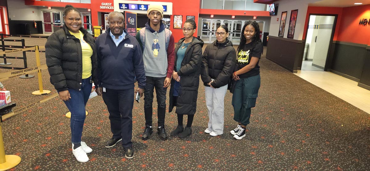 Caribbean-club-at-the-movies2